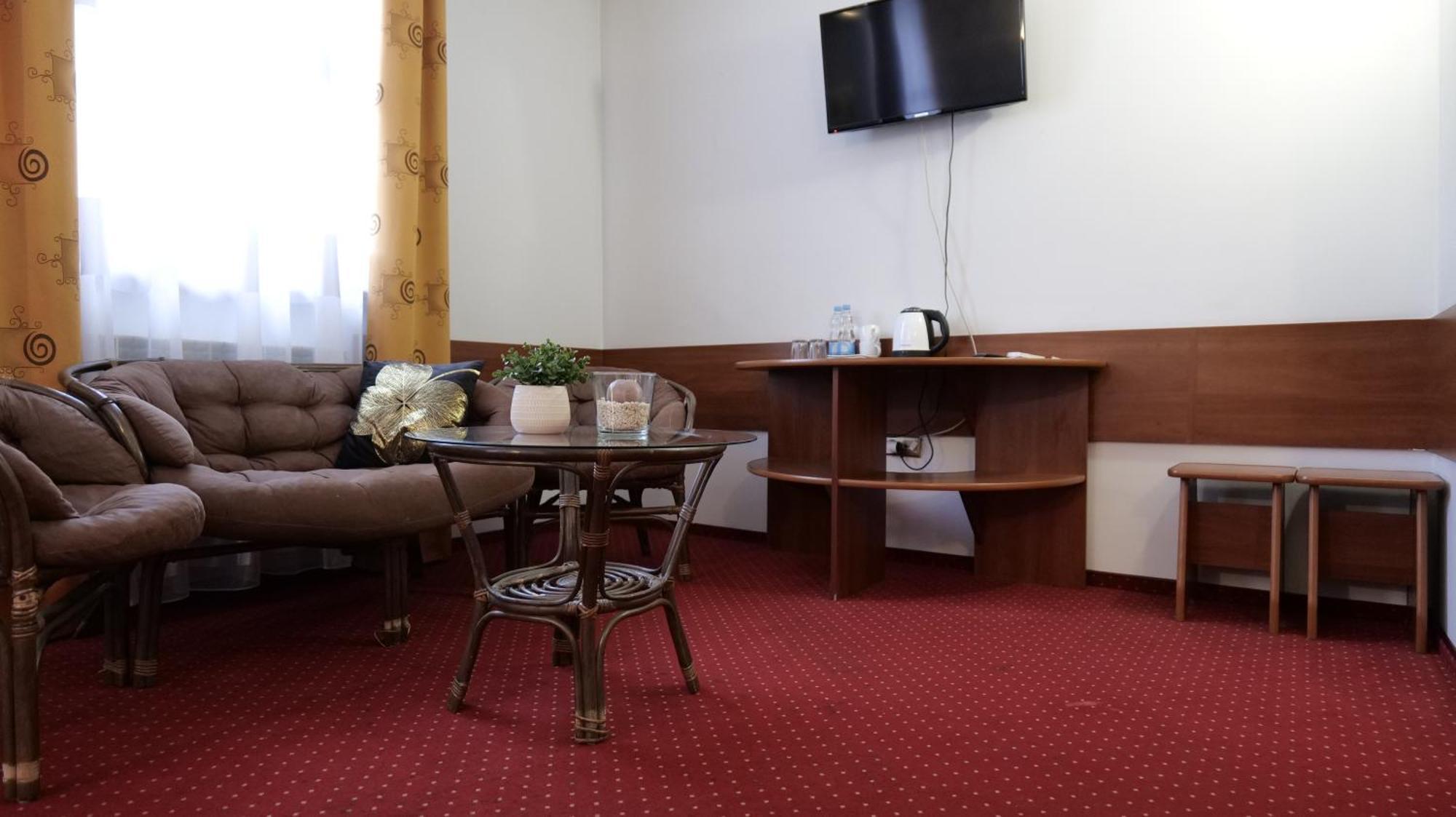 Sala Bankietowa I Pokoje Goscinne Sokolka Dış mekan fotoğraf