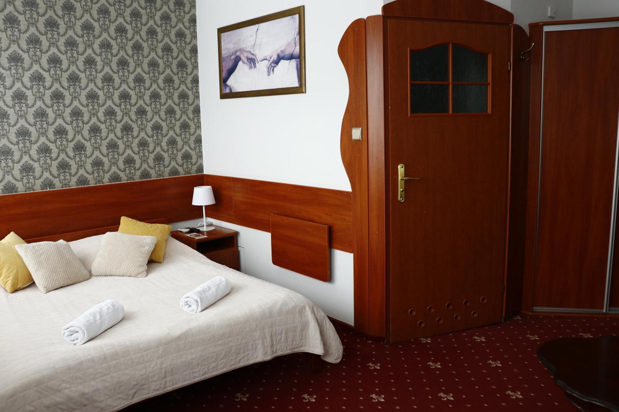 Sala Bankietowa I Pokoje Goscinne Sokolka Dış mekan fotoğraf