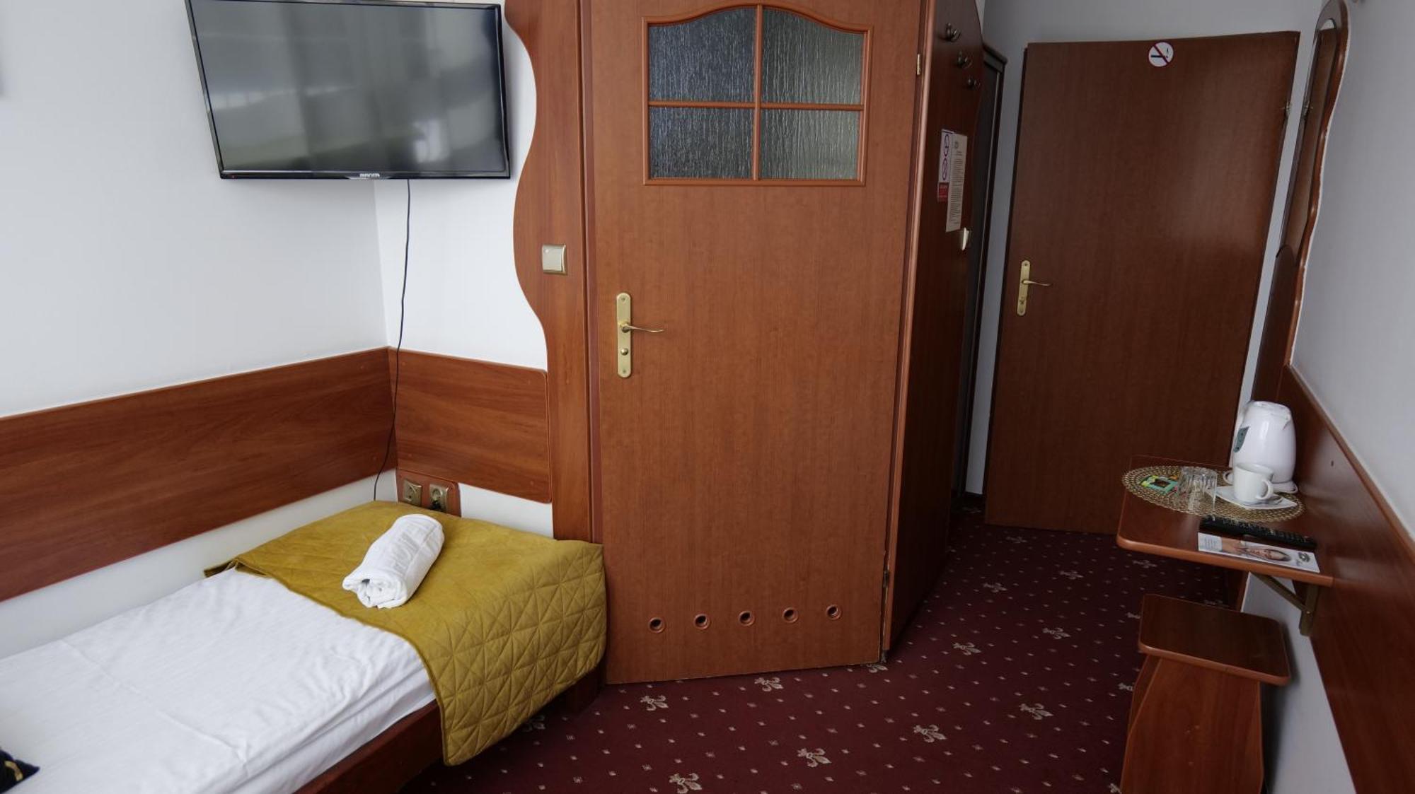 Sala Bankietowa I Pokoje Goscinne Sokolka Dış mekan fotoğraf