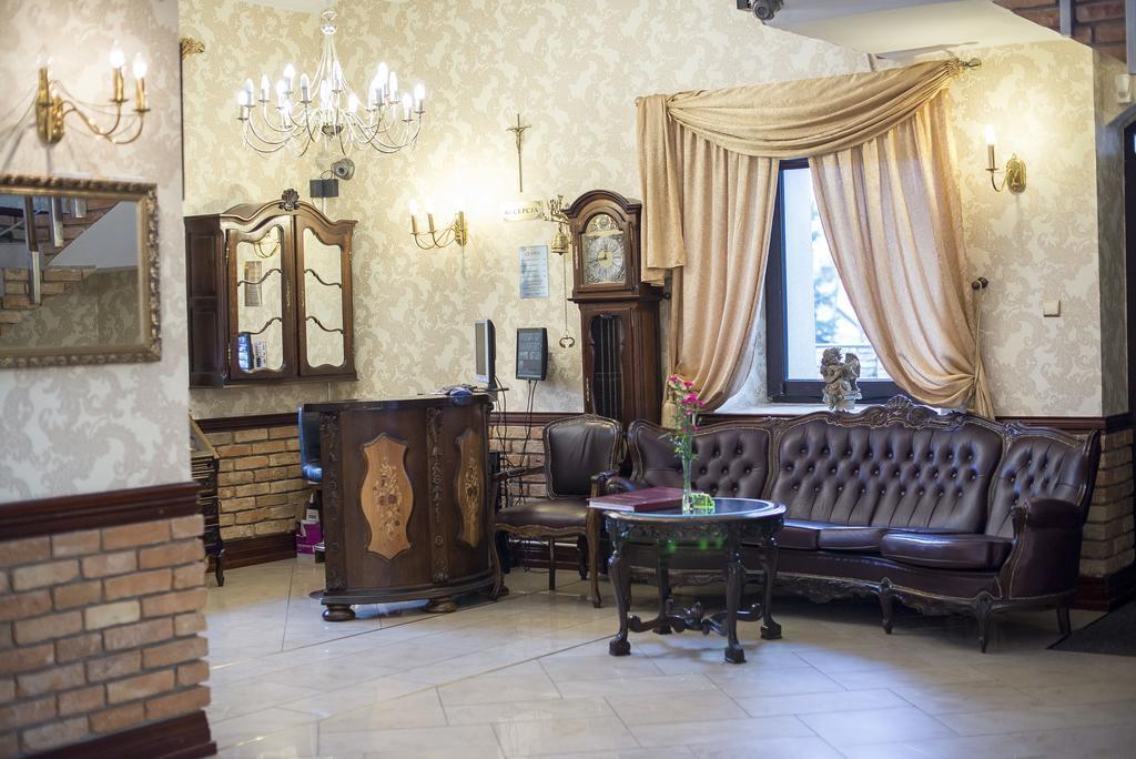 Sala Bankietowa I Pokoje Goscinne Sokolka Dış mekan fotoğraf