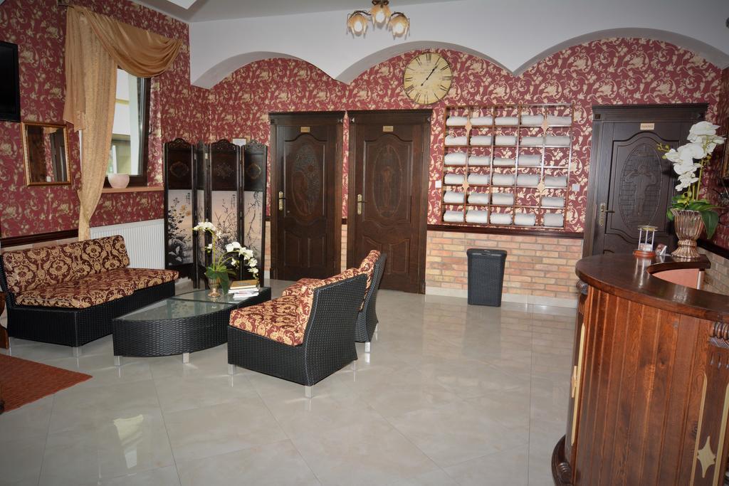Sala Bankietowa I Pokoje Goscinne Sokolka Dış mekan fotoğraf